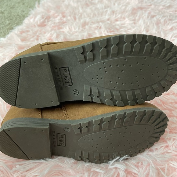 Children’s Place, Girls Brown Quilted Boots | Size 11 - Picture 8 of 8